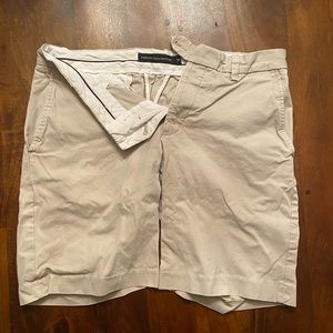 French Connections  Khaki shorts